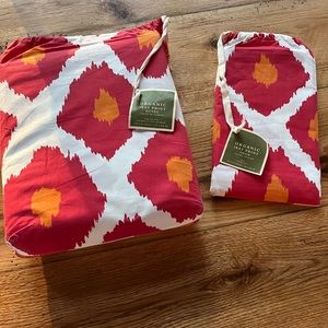 Pottery Barn Ikat Print King Duvet and Euro Sham NWT